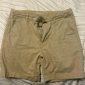 Old Navy Boys’ Khaki Beige Shorts in Size 12 PLUS